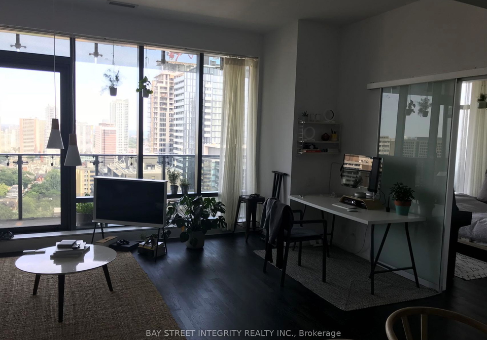 5-st-joseph-street-toronto-ontario-c12331281