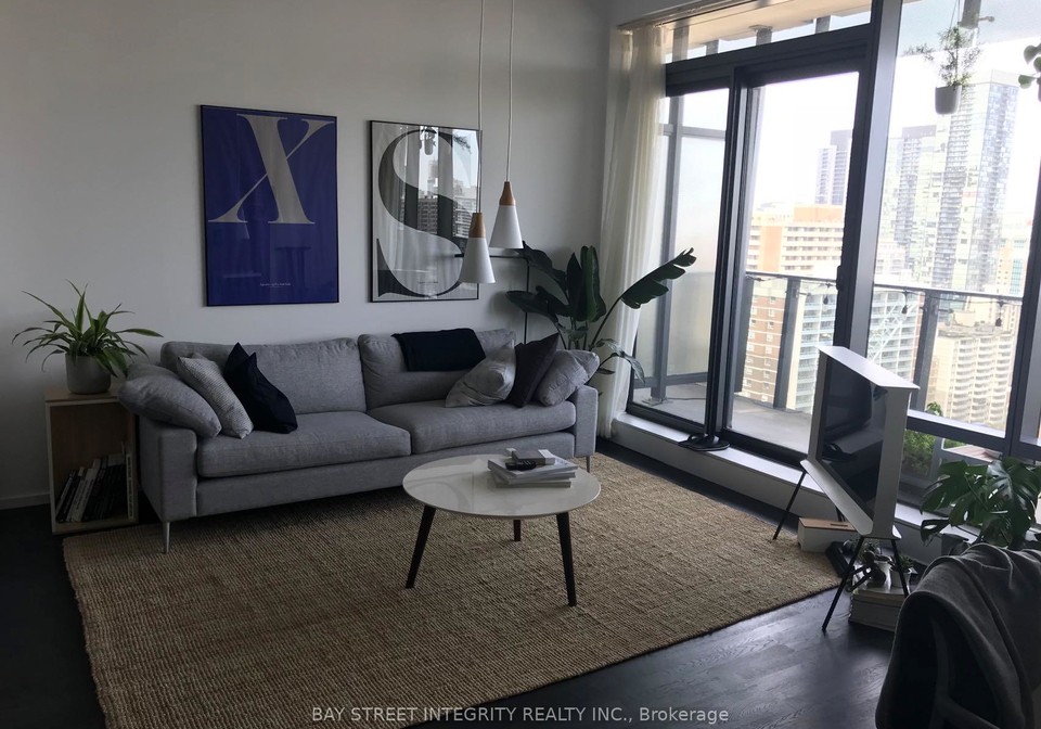 5-st-joseph-street-toronto-ontario-c12331281