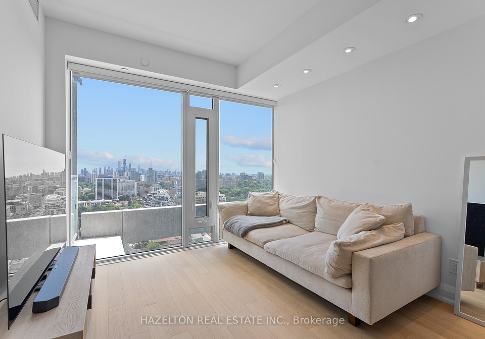 5-soudan-avenue-toronto-ontario-c12331395