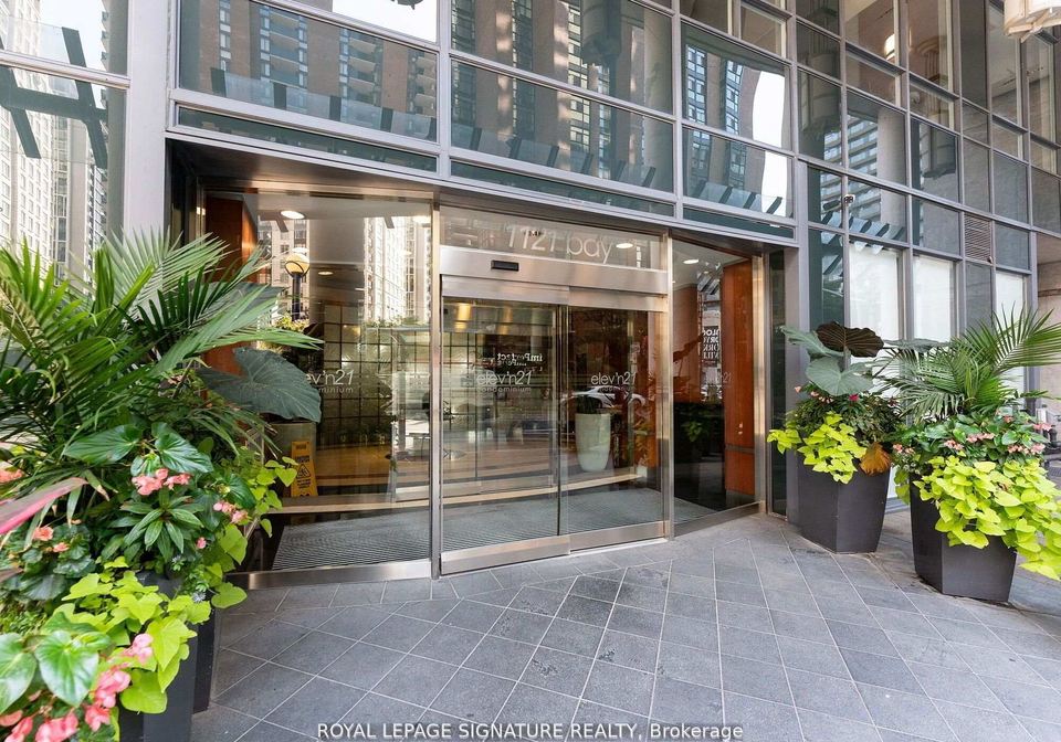 1121-bay-street-toronto-ontario-c12331504