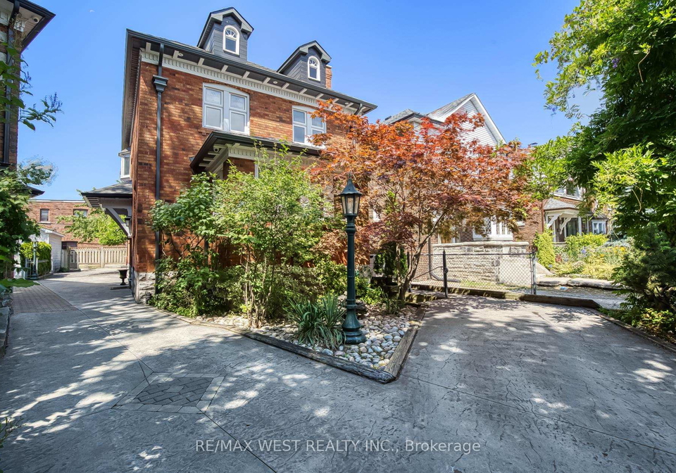34-rusholme-drive-toronto-ontario-c12331507