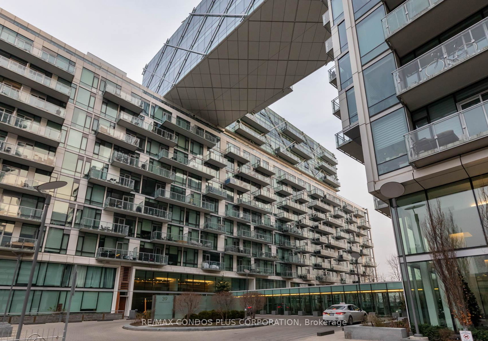 39-queens-quay-e-toronto-ontario-c12331554