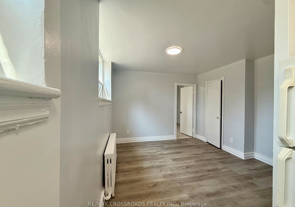 2770-yonge-street-toronto-ontario-c12331556