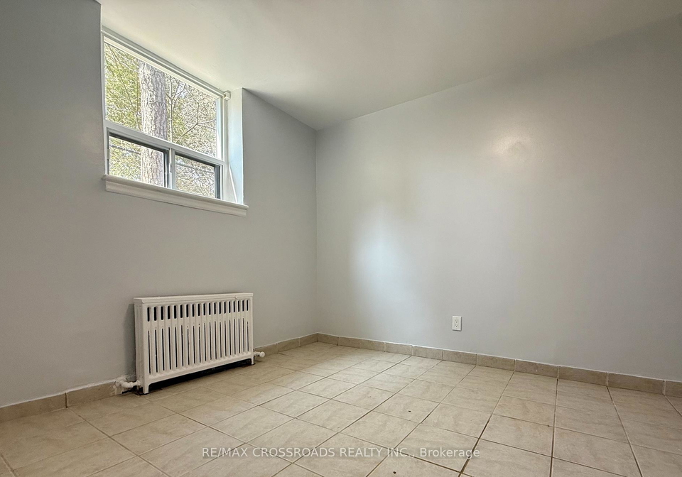2770-yonge-street-toronto-ontario-c12331556