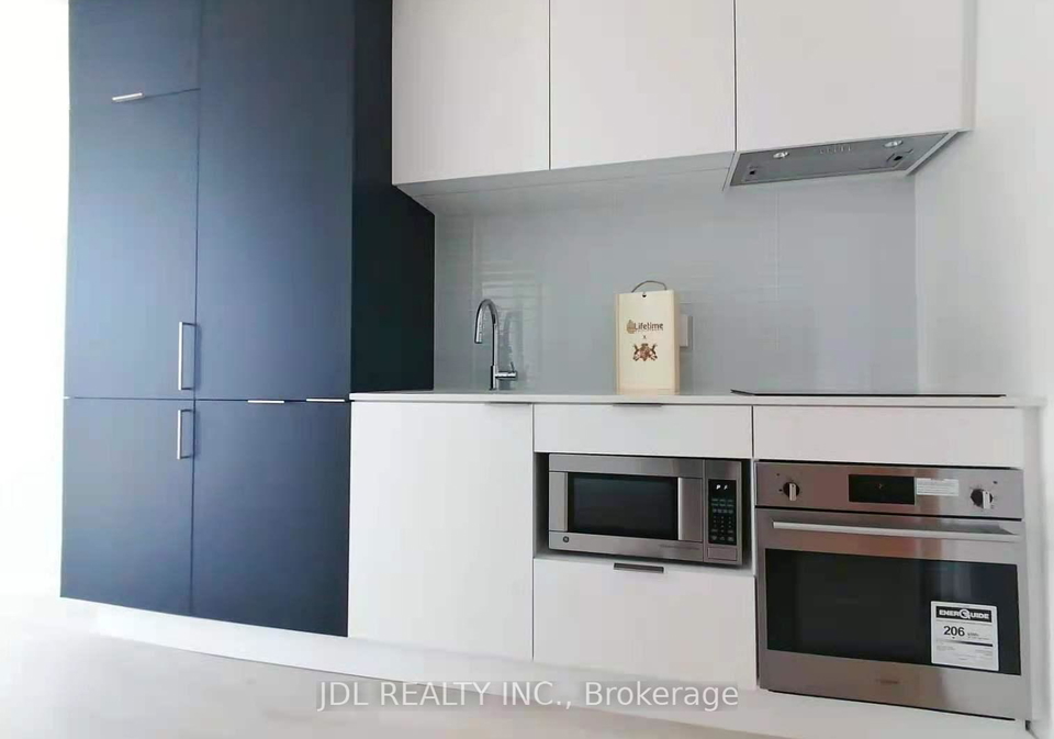 33-helendale-avenue-toronto-ontario-c12331841
