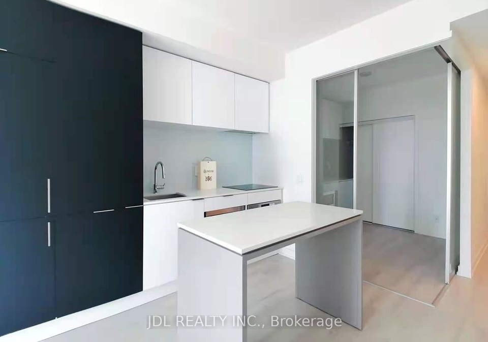 33-helendale-avenue-toronto-ontario-c12331841