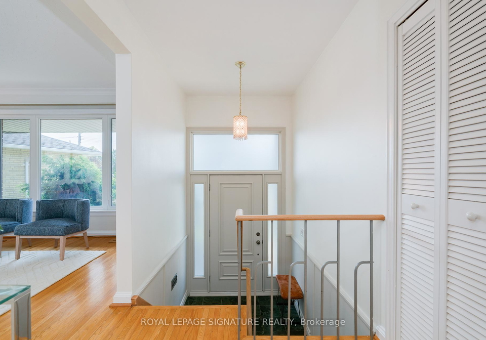 22-kenewen-court-north-york-ontario-c12331869