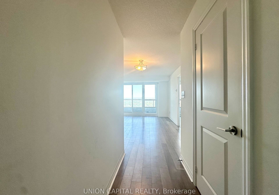2015-sheppard-avenue-e-north-york-ontario-c12331960