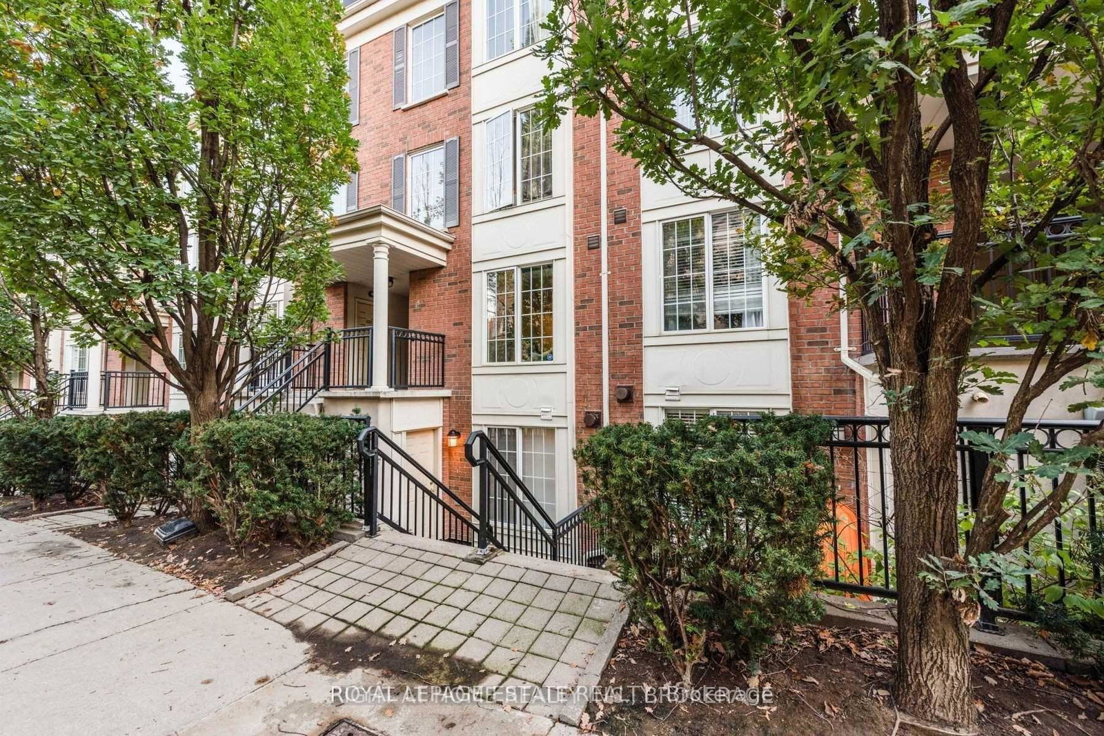 5-everson-drive-north-york-ontario-c12332035