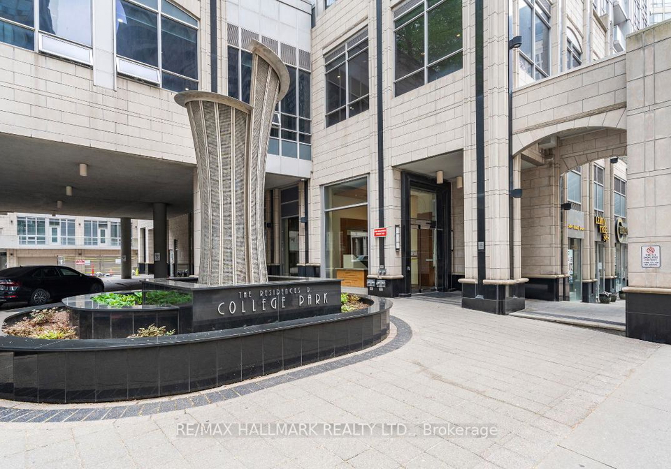 763-bay-street-toronto-ontario-c12332065