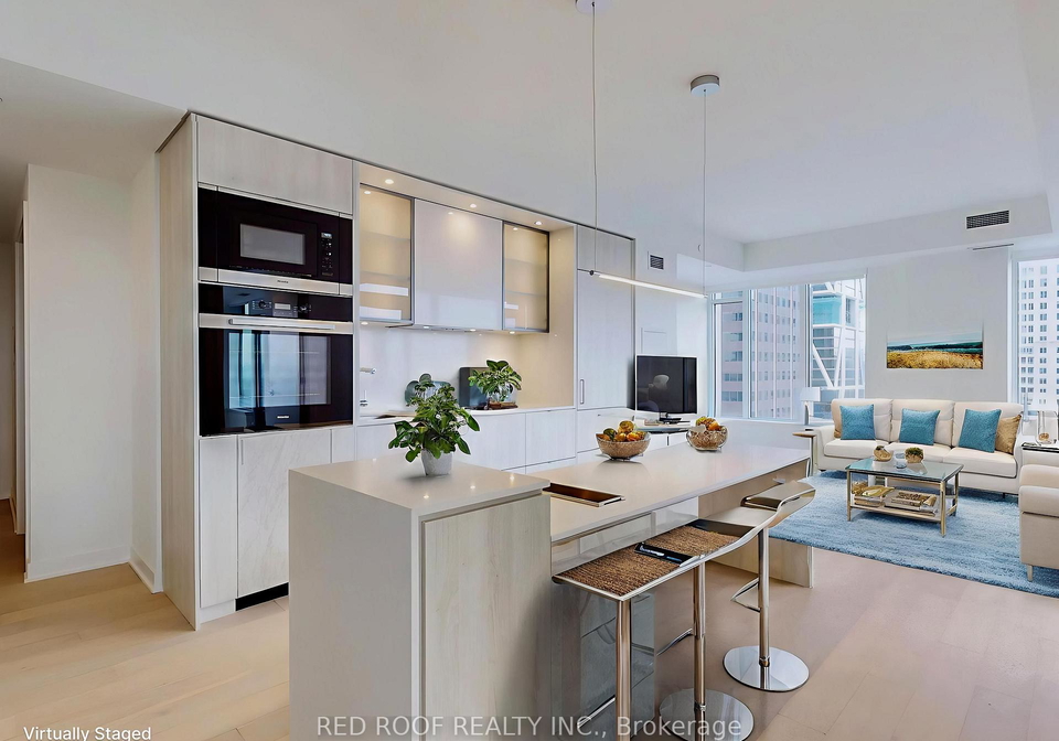 11-yorkville-avenue-toronto-ontario-c12332080
