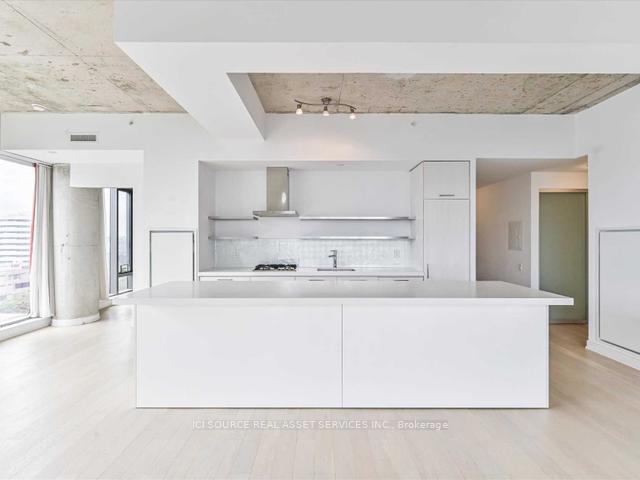 560-king-street-w-toronto-ontario-c12332166