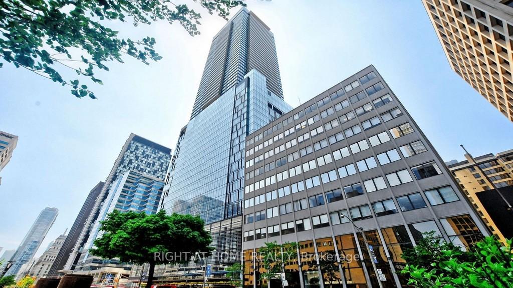 488-university-avenue-toronto-ontario-c12332211