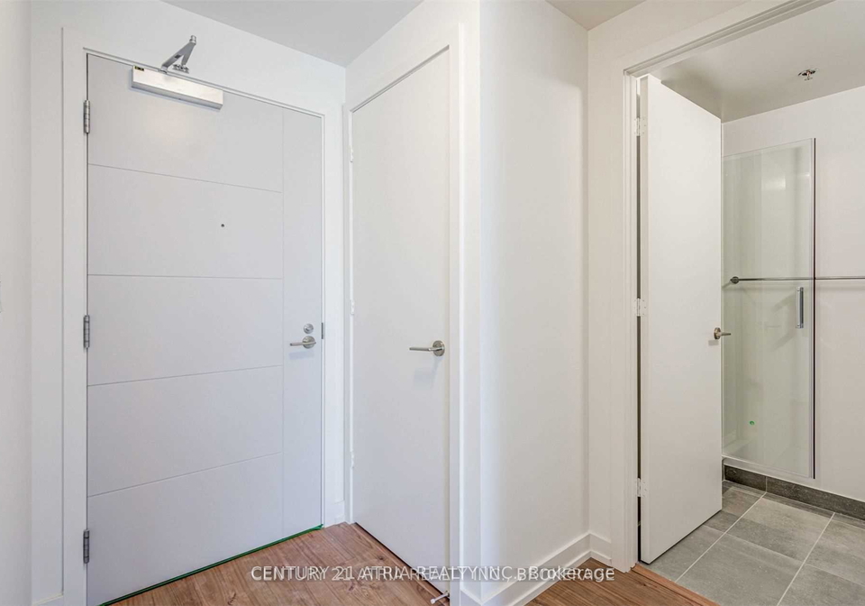 203-college-street-toronto-ontario-c12332331