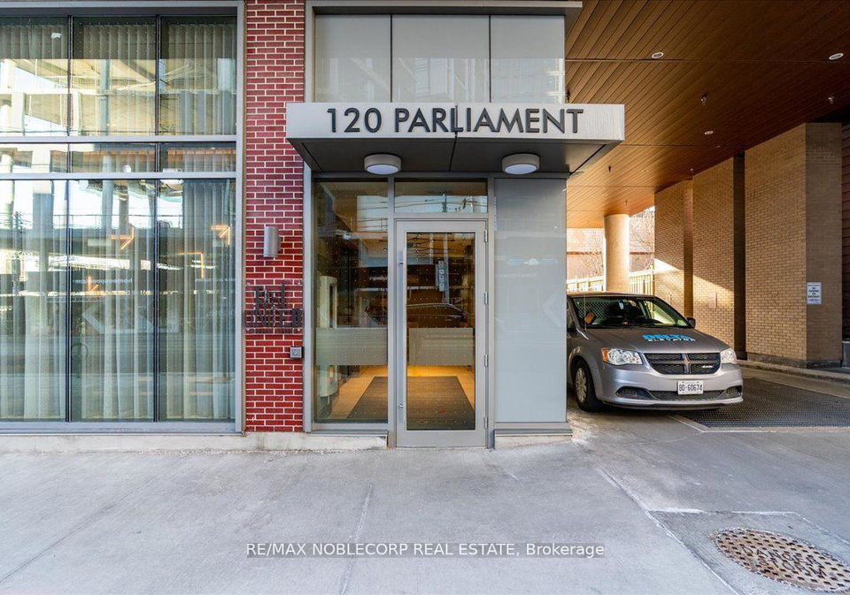120-parliament-street-toronto-ontario-c12332397
