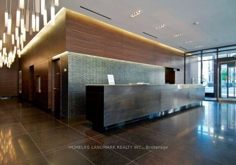 770-bay-street-toronto-ontario-c12332584