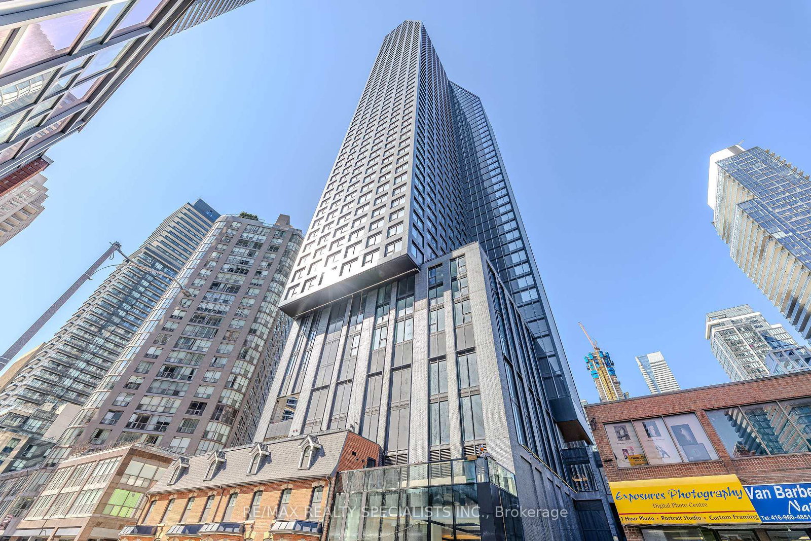 8-wellesley-street-w-toronto-ontario-c12332596