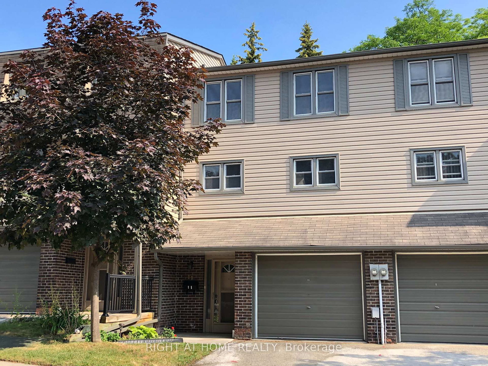 11-purple-sageway-north-york-ontario-c12332697
