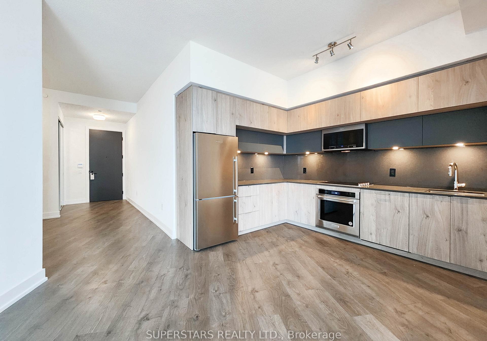25-adra-grado-way-north-york-ontario-c12333001