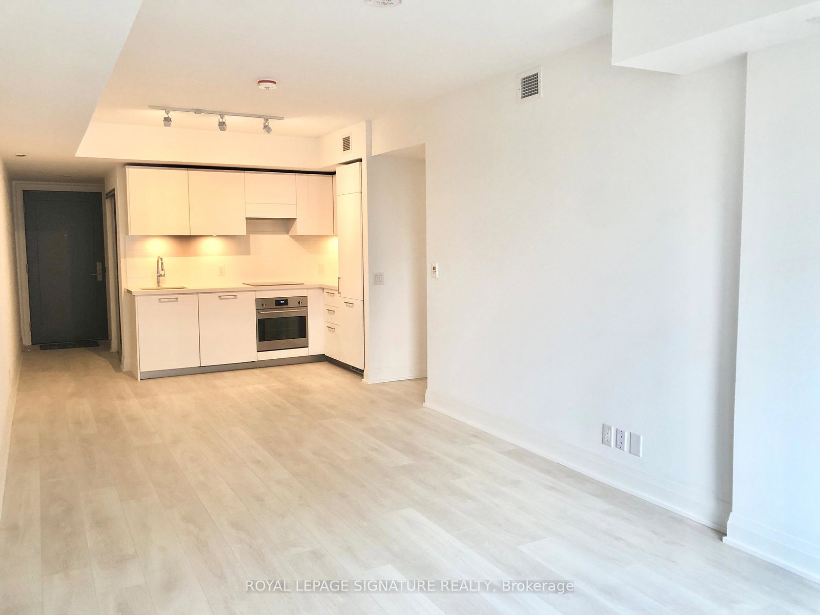 33-frederick-todd-way-east-york-ontario-c12333155