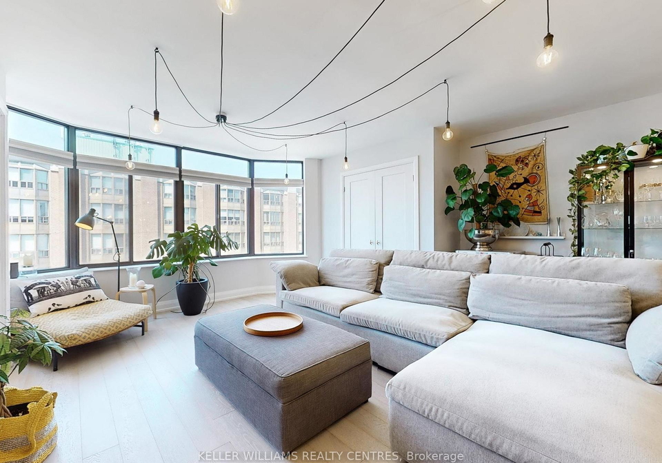 135-george-street-s-toronto-ontario-c12333187