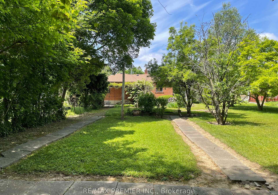 1041-willowdale-avenue-north-york-ontario-c12333300