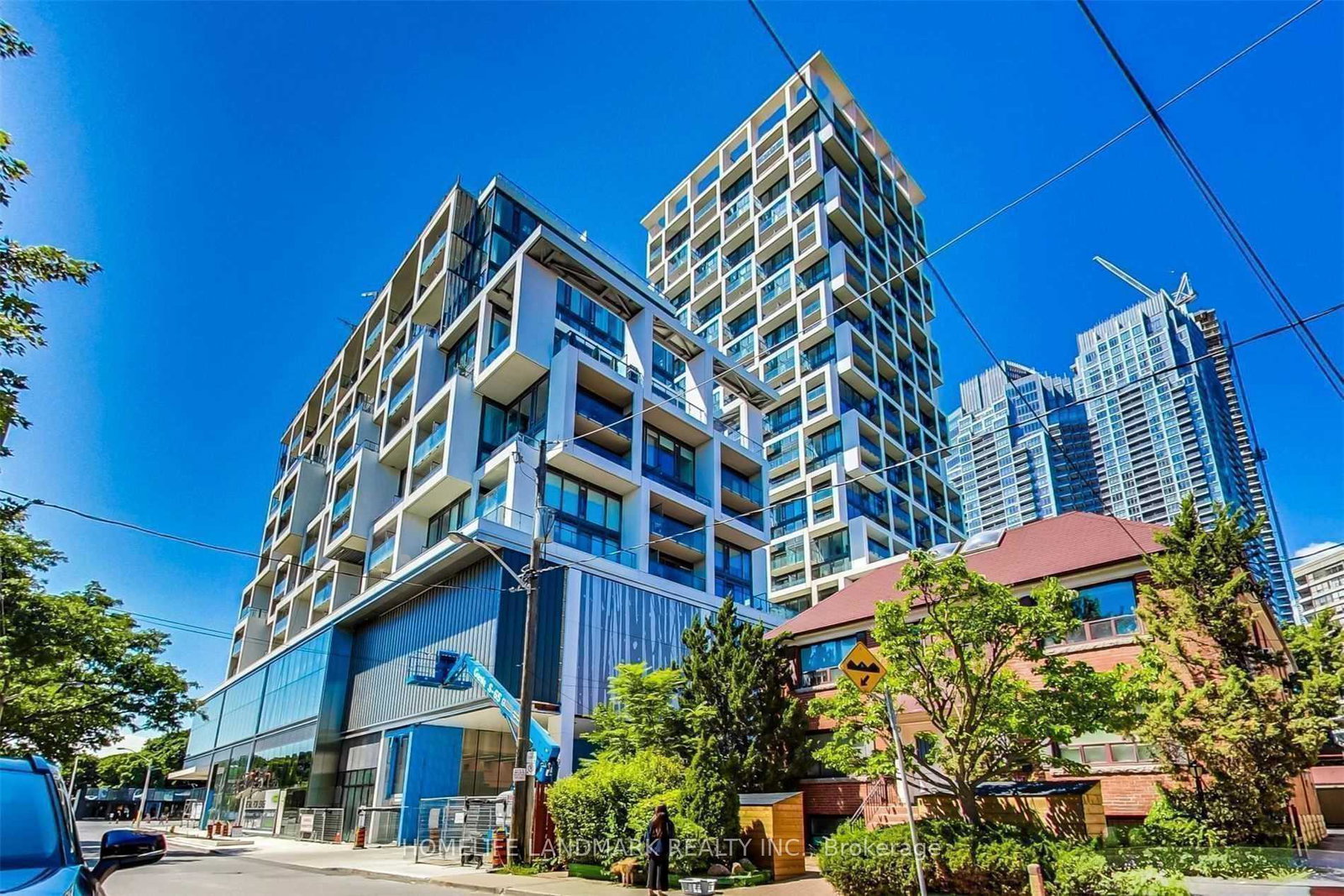5-soudan-avenue-toronto-ontario-c12333375