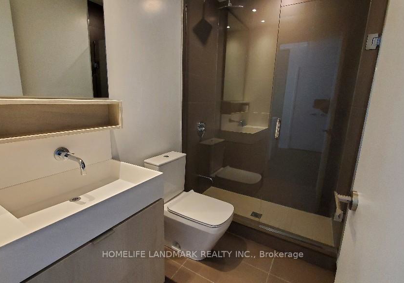5-soudan-avenue-toronto-ontario-c12333375