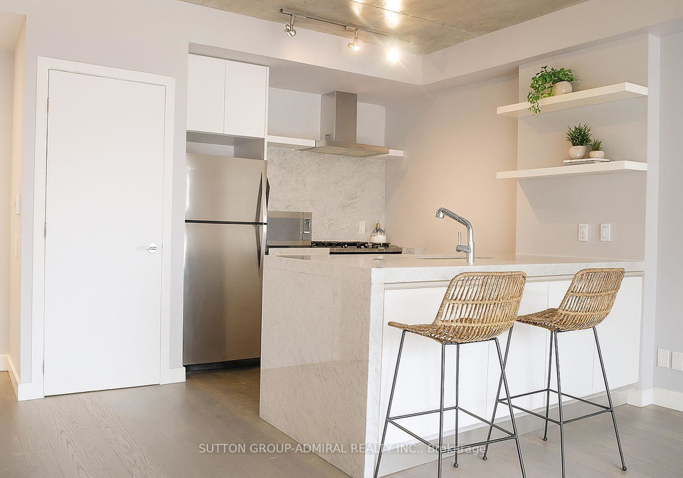 75-portland-street-toronto-ontario-c12333676