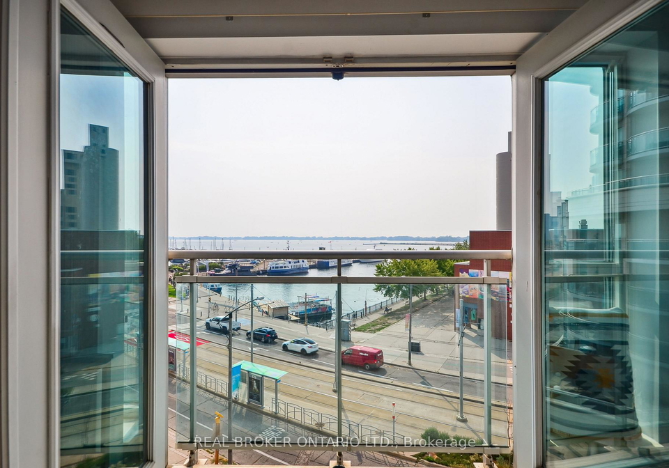 600-queens-quay-w-toronto-ontario-c12333724