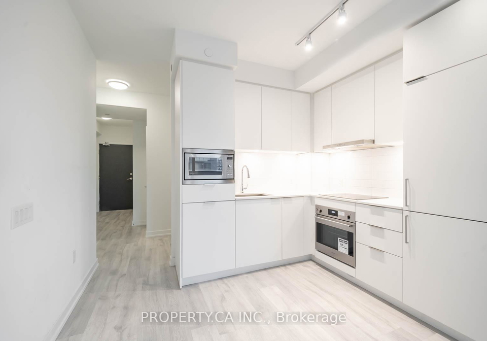 8-olympic-garden-drive-north-york-ontario-c12333841