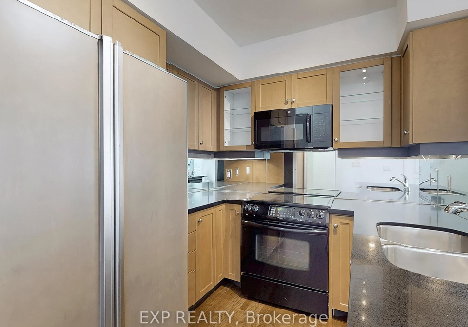 10-delisle-avenue-toronto-ontario-c12333930