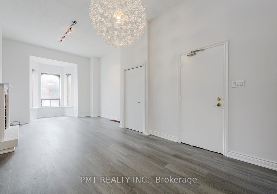 204-gerrard-street-e-toronto-ontario-c12334002