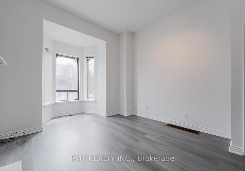 204-gerrard-street-e-toronto-ontario-c12334002