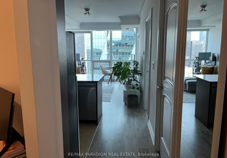 16-harbour-street-toronto-ontario-c12334083