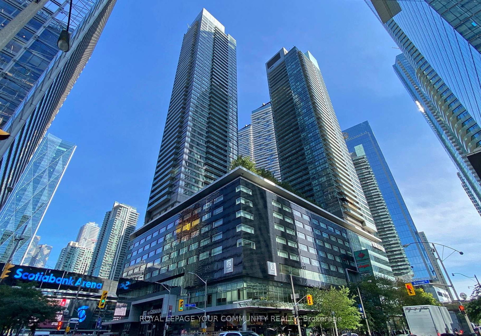 55-bremner-boulevard-toronto-ontario-c12334091