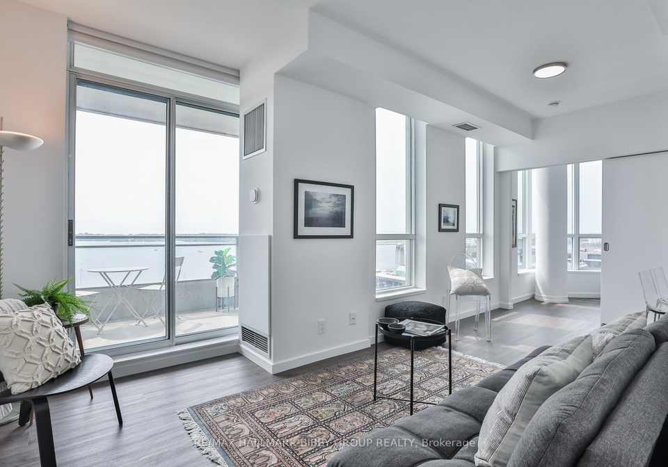 230-queens-quay-w-toronto-ontario-c12334169
