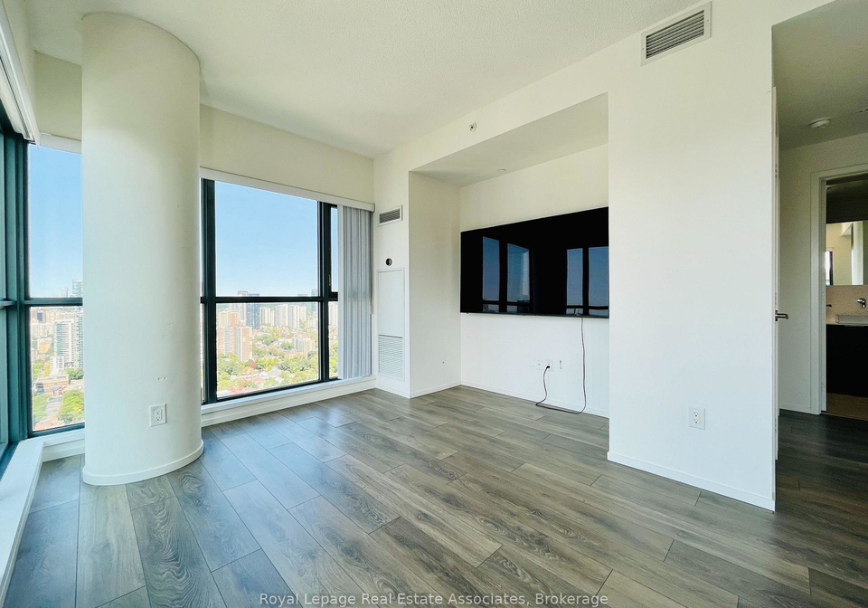 159-dundas-street-e-toronto-ontario-c12334347