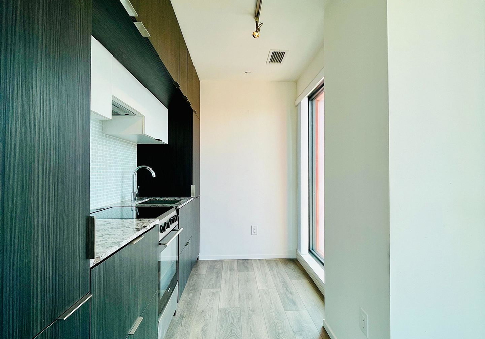 159-dundas-street-e-toronto-ontario-c12334347