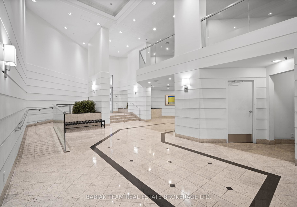711-bay-street-toronto-ontario-c12334426