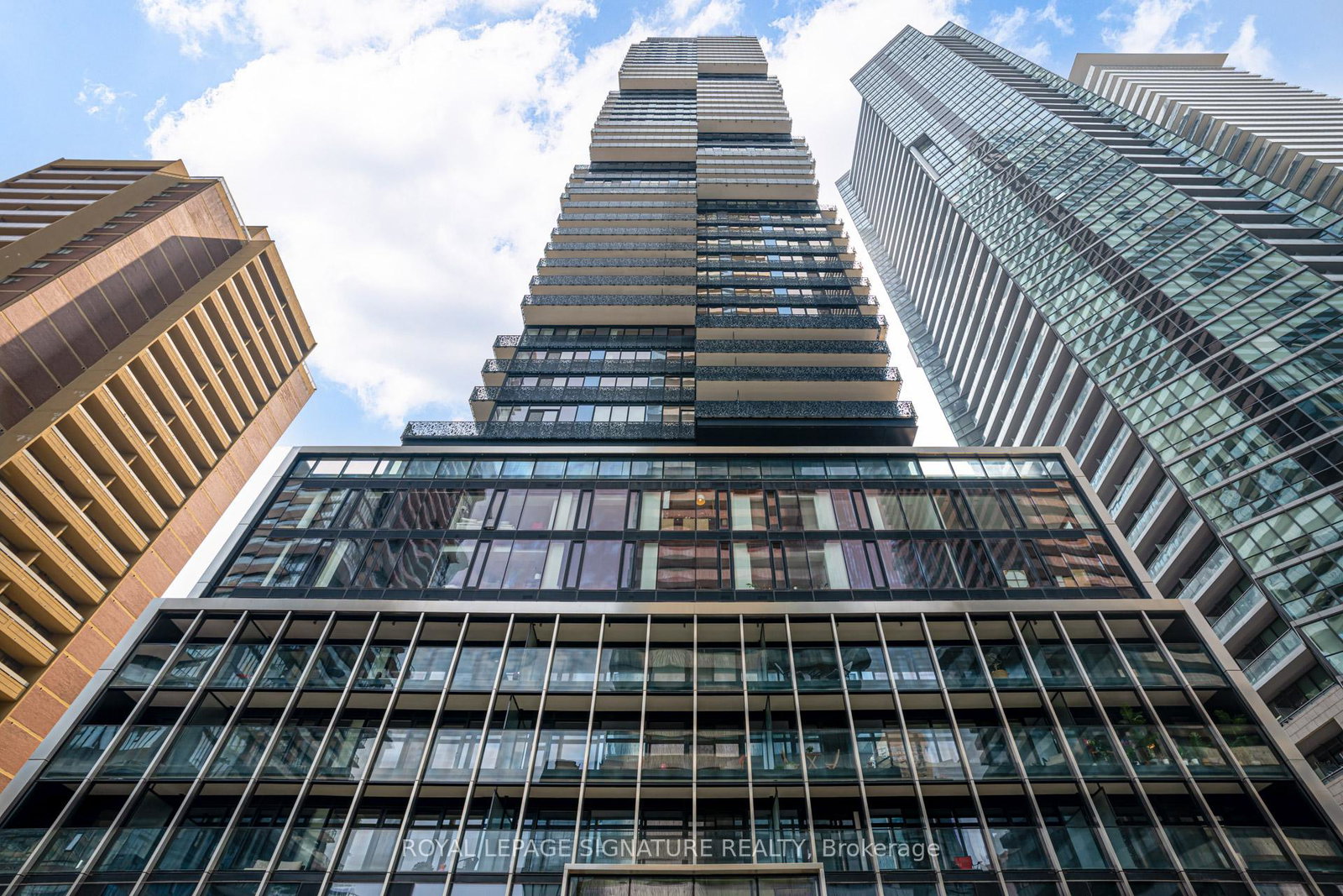 55-charles-street-e-toronto-ontario-c12334510
