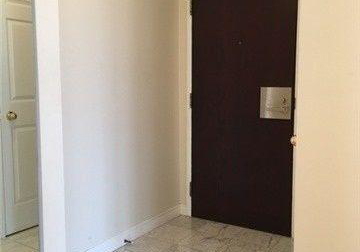 736-bay-street-toronto-ontario-c12334692