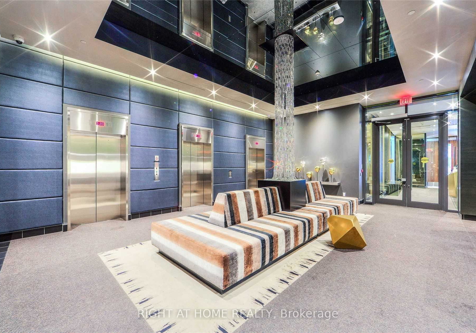 290-adelaide-street-w-toronto-ontario-c12334730