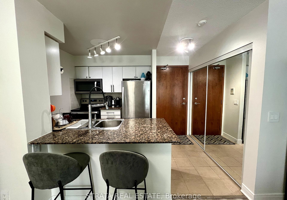 35-bales-avenue-north-york-ontario-c12334737