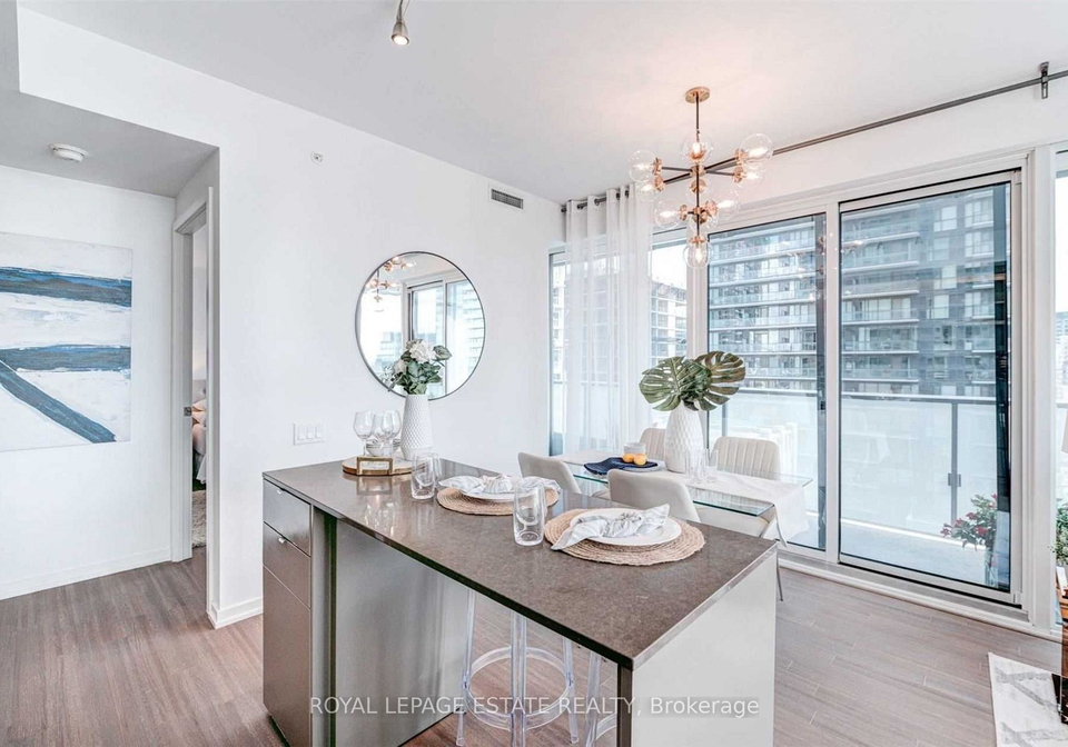 101-peter-street-toronto-ontario-c12334848