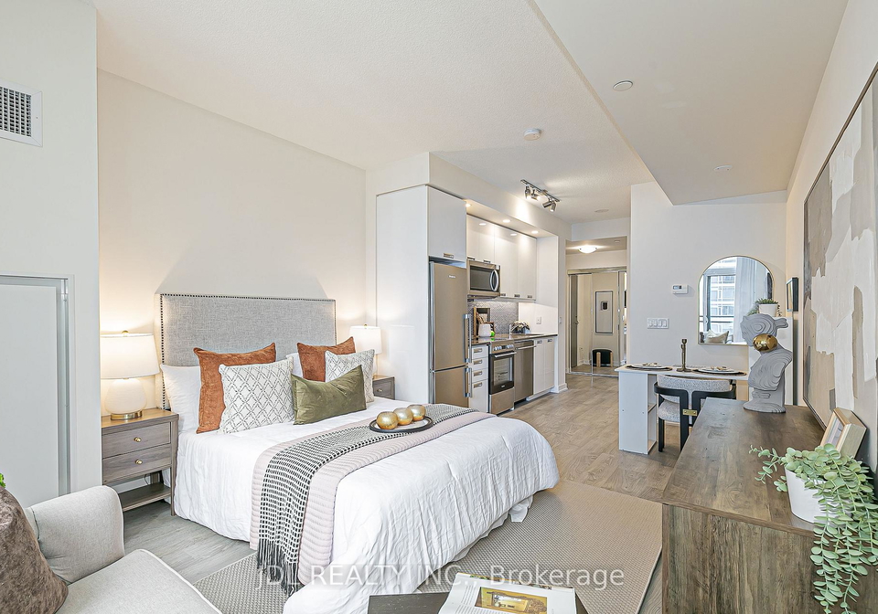 99-john-street-toronto-ontario-c12334863