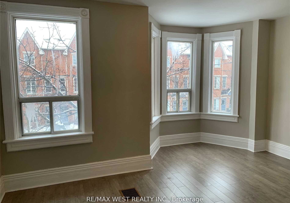68-florence-street-toronto-ontario-c12334938