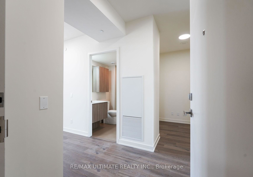 10-deerlick-court-north-york-ontario-c12335036