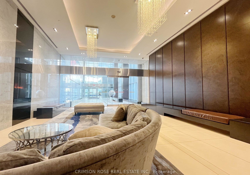 386-yonge-street-toronto-ontario-c12335068