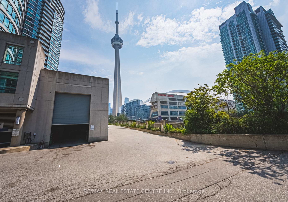 381-front-street-w-toronto-ontario-c12335141